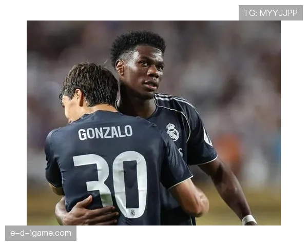 楚阿梅尼防守端表现抢眼,助球队后防稳固状态持续回升 楚阿梅尼防守端表现抢眼,助球队后防稳固状态持续回升