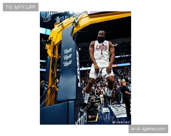 哈登挡拆效率提升，场均30+得分领先上赛季