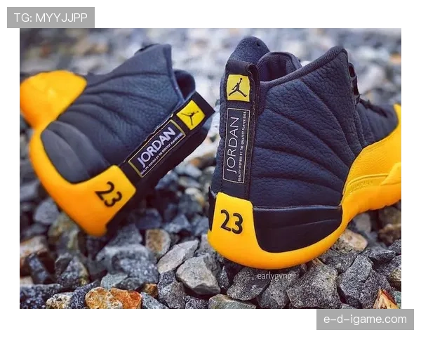 郭艾伦喝个下午茶都要定制球鞋配色